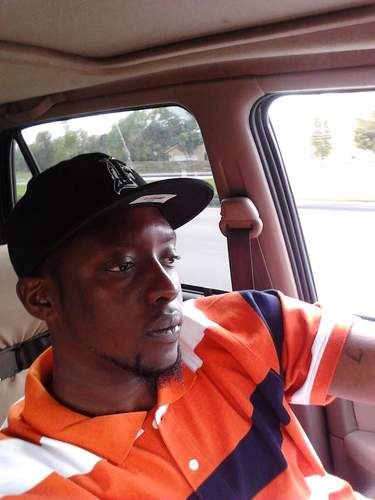 touchscreen123's profile picture. 