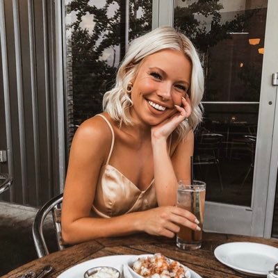 AlvyaFrances's profile picture. « 𝑳𝒆 𝒑𝒓𝒆́𝒔𝒆𝒏𝒕 𝒆𝒕 𝒍'𝒂𝒗𝒆𝒏𝒊𝒓 𝒔𝒆 𝒔𝒖𝒊𝒗𝒆𝒏𝒕 𝒎𝒂𝒊𝒔 𝒏𝒆 𝒔𝒆 𝒓𝒆𝒔𝒔𝒆𝒎𝒃𝒍𝒆𝒏𝒕 𝒑𝒂𝒔 »