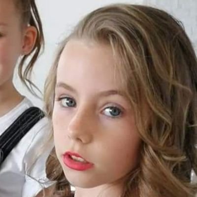 PaulaLe77339186's profile picture. 