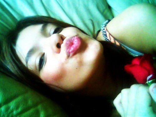 Sou como o amor, uma criatura em desenvolvimento, que nasce e renasce o tempo todo. Uma hora estou madura, outra, criança.