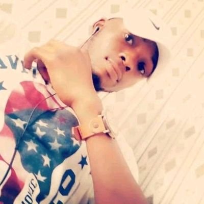 PeterWa69143388's profile picture. 👍🥂