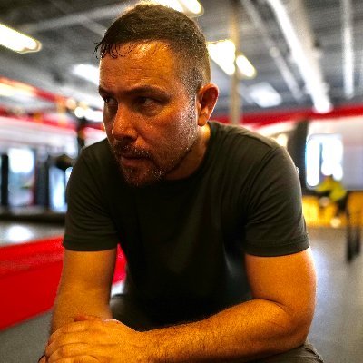 Men's Coach • Dad • Martial Artist • LINKTREE - https://t.co/07Vnw7xYzL