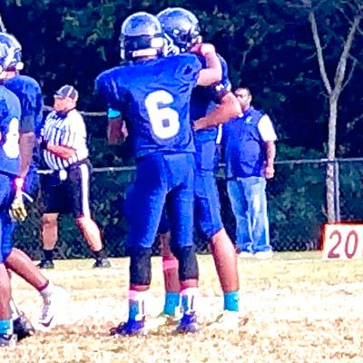 HHS❤️CLASS OF 2024💛5’9 154❗️WR,QB ❤️LLGD🙏🏾🕊TRYNNA MAKE IT OUT🏈