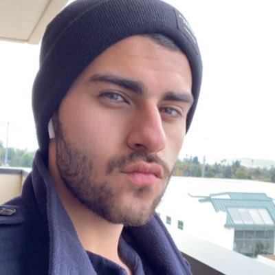 christi33009517's profile picture. Yeye