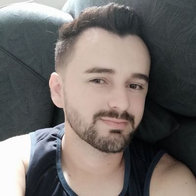 Gaymer 🎮🌈

Engenharia Elétrica ⚙️⚡️

Nintendista ❤️