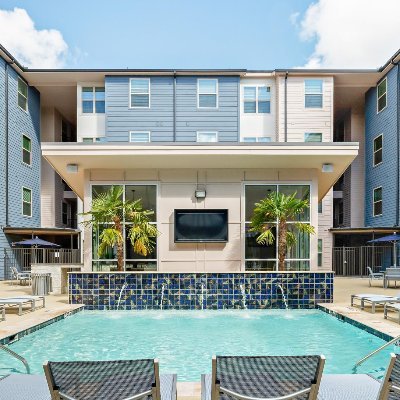 Mid-rise Apartments walking distance to Texas A&M University!
