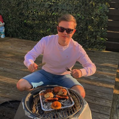 lewisleonard18's profile picture. 