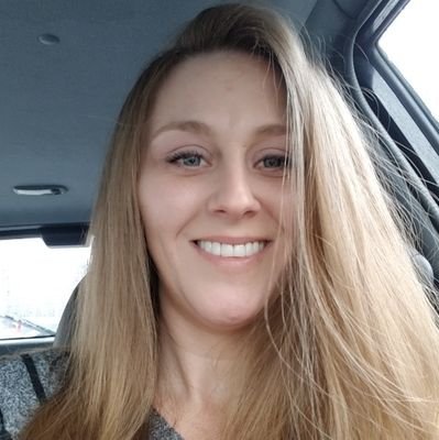 NatalieReneeBow's profile picture. 