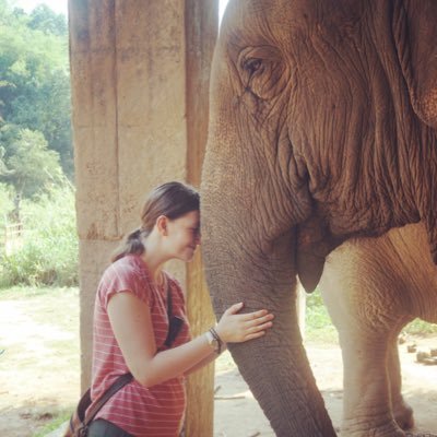 Primatologist, Feminist, Animal Lover, Reader, Nerd, Cinephile. Kibale National Park Uganda 🇺🇬♥️🤟 She/her