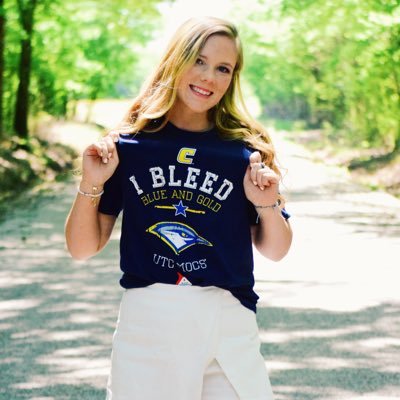 kelseyallison_b's profile picture. livin it up:)