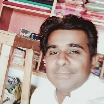 I'm Ahmad Mahmood
this is my offial account presenting daily life ,poetry,entertainment like emotional ,inspirational ,motivational and informational stories.