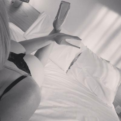 JustJessaMFC's profile picture. 18+ I don't have Daddy issues. Non explicit cam girl - Content Creator - Naughty Knicks - SW Want to treat me? cashpp👉🏼£JXO2020 🌼💛
