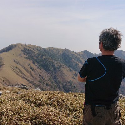 山登りと散策が好きです。