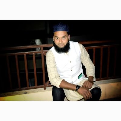 ShoyailM's profile picture. तेरे जिस्म और जान में डूबी है रूह मेरी

में हूँ तेरी फिर क्यों नही होती तूह मेरी

मेरी हर दुआ का आगाज़ तेरी दुआ से है 

फिर कुबूल क्यों नही होती ये आरज़ूह मेरी 😐