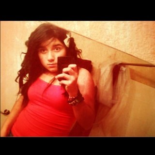 _VivianCamerin's profile picture. Viviancamacho/i follow back[: im really awsome(weird) once yu get to know me but im shy so get to know me see how iam lovin @caositoscystal