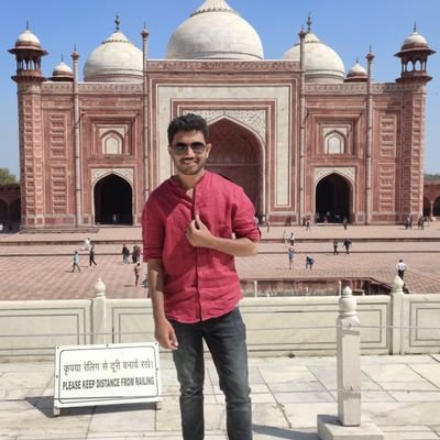 S_MD_ELIYAZ's profile picture. Traveller 🚙
Creating a life I love 💕 
Bike lover 🏍️