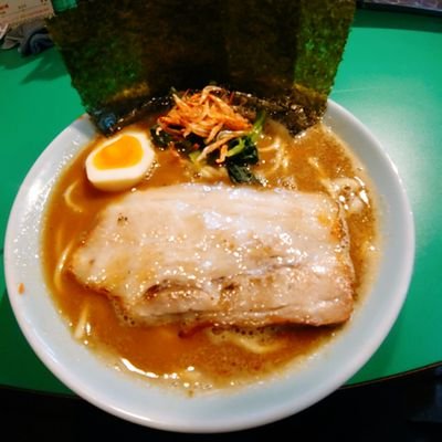 糖尿病と医者に言われ、泣く泣くラーメンを食べる量や回数を控えています。