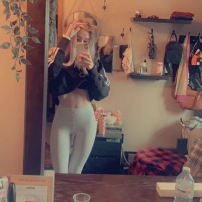 jesssxxm's profile picture. 