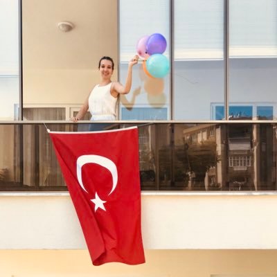 ZZeynepkaps's profile picture. 