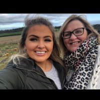 Linda Harty (@lindaharty4) Twitter profile photo