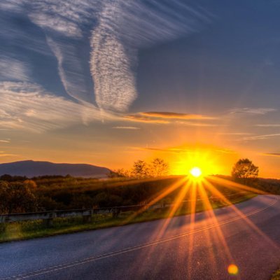 JahWah3's profile picture. Move around!