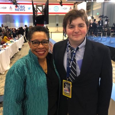 Prezidentzkronz's profile picture. Elections Junkie & Movie Fanatic. All opinions are my own.