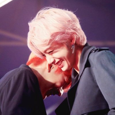 ReeLeeV1's profile picture. inactive