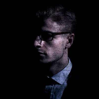 UK based songwriter and music producer Alisdair has been crafting and refining his emotive, bass-driven alternative Pop for a fruitful decade. With plays on lea