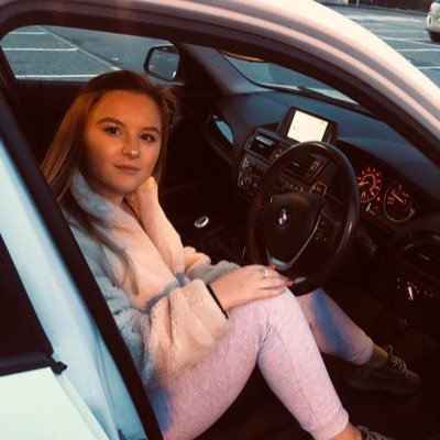 amyford12_'s profile picture. 