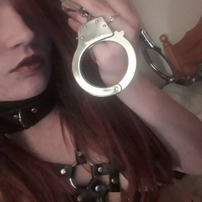 flame_untamed's profile picture. 18+ ~ FinDomme ~ Kinks for Cash £ ~ cash app £UFGB
20 | Bi~Poly~Switch | Gamer & Singer
Treat me like a Queen ~ Tip to talk £
3 weeks til my 21st!