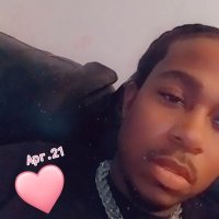 Chris the hypebeast (@geekboi1) 's Twitter Profile