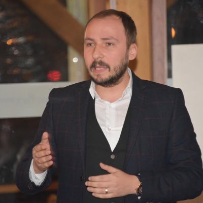 Bclkknt's profile picture. Avukat, MHP Yunusemre İlçe Başkanı 2016-2022, Türk Hukuk Enstitüsü Manisa Kurucu Bşk 2016