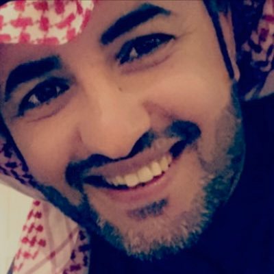 قفلت باب اللوم وعتاب الاصحاب وشرعت بيبان العفو والتغاضي❤️❤️