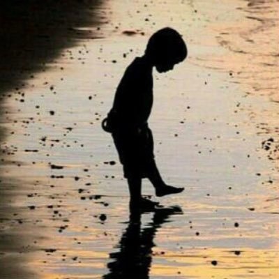 اللهُم صُب السرور في قلوبنا صبًا وإجعل قادم أيامنا يحملُ لنا من الخير والفرح فوق ما نأمل