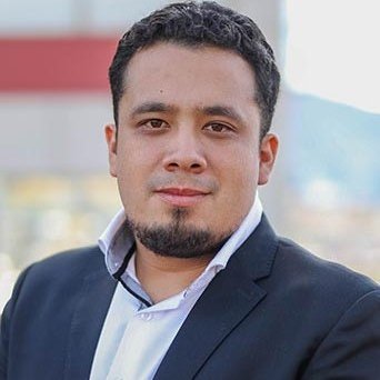 racorrea13's profile picture. 