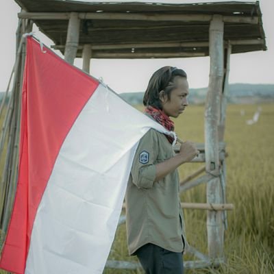bukan siapa-siapa