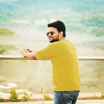 Mechnical Engineer  
 we are like and love big fan MODI 
🥰 BJP Supoter
   simple Life and higher thinking