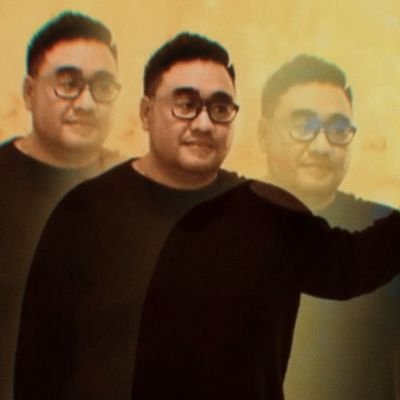 quite a PR guy/ follow my IG @tyrnph