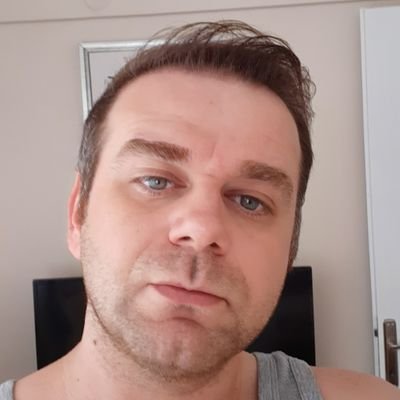 sukruselduz's profile picture. 