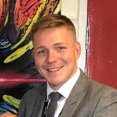 Current Vice Principal for Curriculum at Starbank. Former pastoral and assessment AP & History HOD. Lover of all things research, rugby & food.