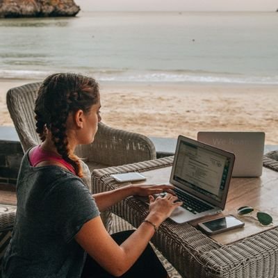 frilans_girl's profile picture. все о заработке 💸
. 
научу быть независимым от родителей 💸
. 
пару минут в телефоне = пару сотен в кармане 💸