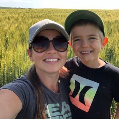 Agronomist, Grain Farmer & Momma west of the 5th. Delegate for AB Barley.