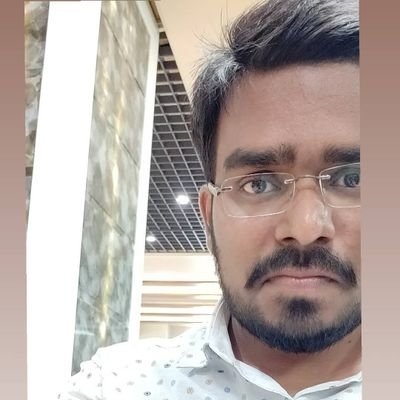 _TheDeshmukh_'s profile picture. संकेत संजयराव देशमुख 🇮🇳

CA Finalist, Son, Farmer, Maratha ✨