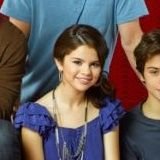 I create this account for give all my love for them and selena gomez ! I love it so much this my reason to Made go things and listen some Good and Amazing songs
