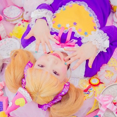 リアル育成型ソロアイドル💛レトロロック中心に歌ってます♬✨ゆずはを育てるには🔽のアイドルどっとのサイトからアモーレで応援してね💕プロデューサーになってゆずはを育てて下さい❣️よろしくお願いします❣️🙇‍♀️※DM運営管理