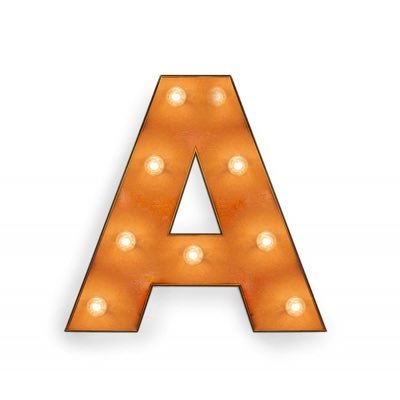 mishellaguila's profile picture. 