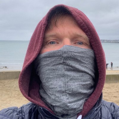 Former tech journalist, Content Director, now writing copy for Akamai. Views are my own.