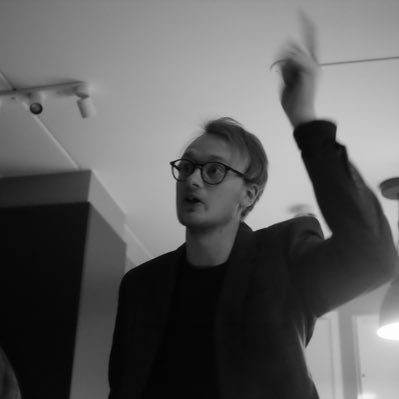 Lucasbergander's profile picture. Rutinerad doublebagare med koll på rotationen.