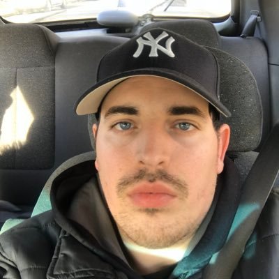 Tony31612's profile picture. 
