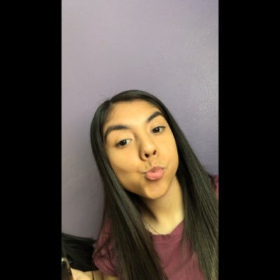 areliz12764723's profile picture. 